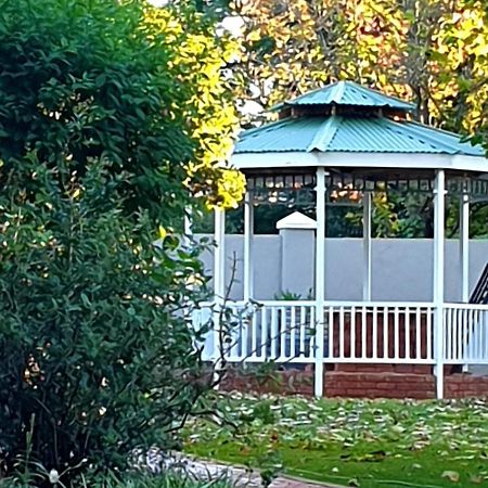 Bellevue Manor Guest House Νταντί Εξωτερικό φωτογραφία