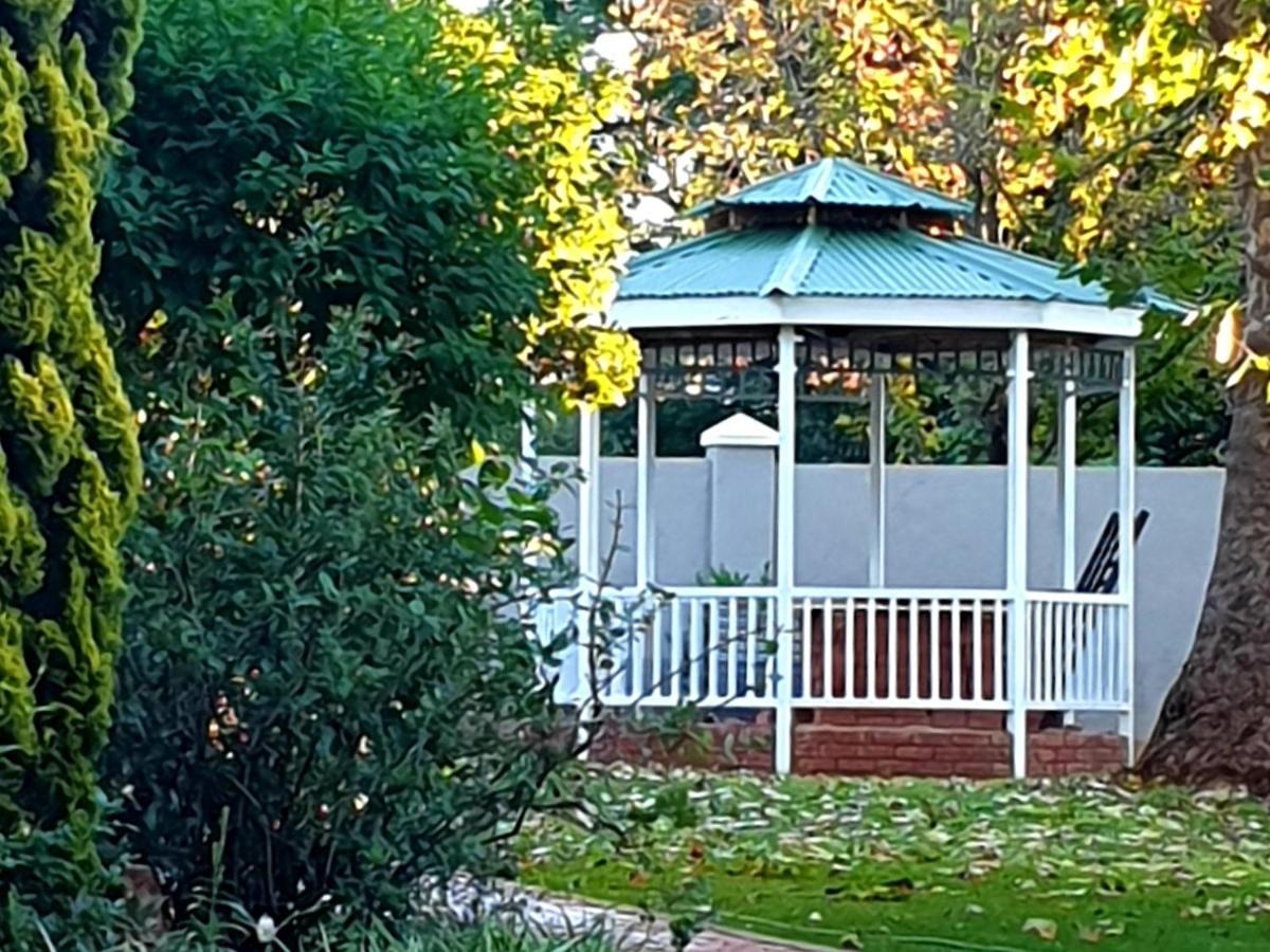 Bellevue Manor Guest House Νταντί Εξωτερικό φωτογραφία